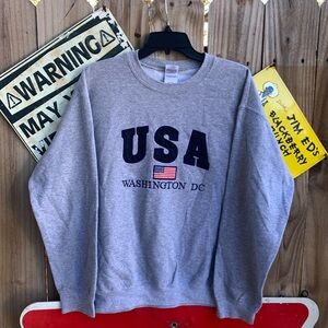 Vintage Y2K Washington USA Embroidered Crewn Pullover Sweatshirt Jumper Size M